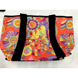 AMIKA Signature Print Large Duffle Travel Getaway Gym Bag. NEW NEW NEW