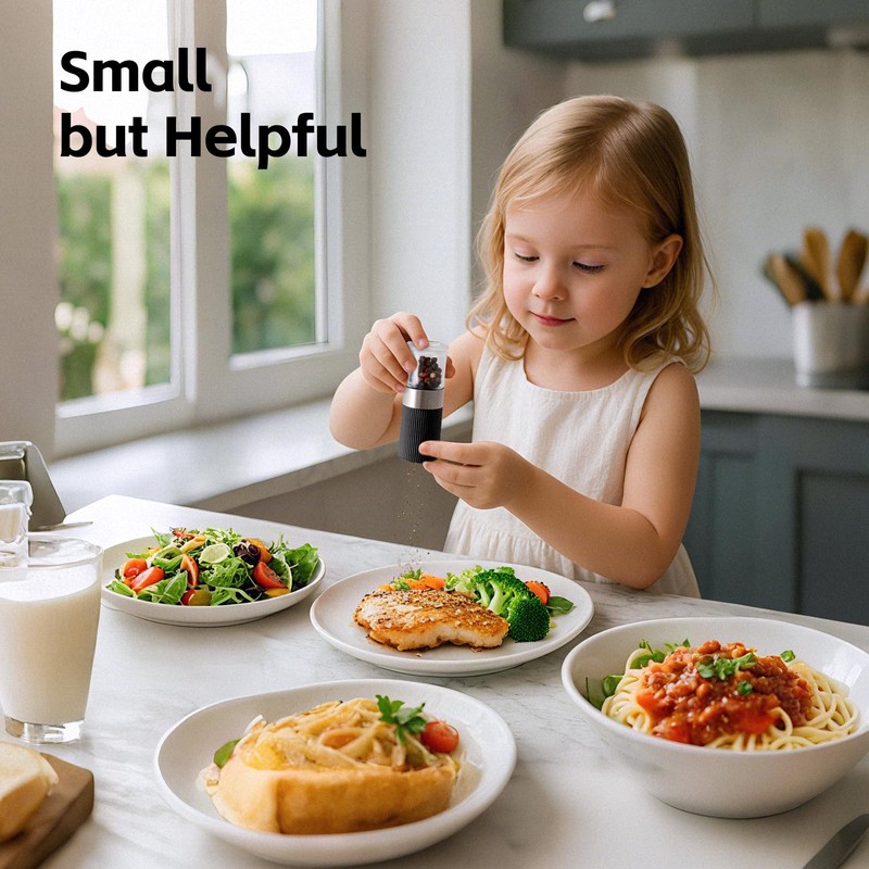 vzaahu Mini Salt and Pepper Grinder Set Black and White