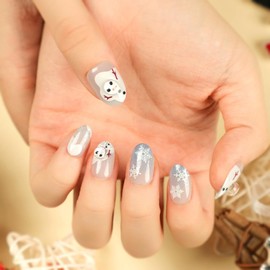 Christmas Press on Nails Short Oval Winter Fake Nails Gray Full Cover Cute Snowman False Nails with Snowflake Designs Glossy Glue on Nails Manicure Acrylic Artificial Nails for Women Girls 24Pcs