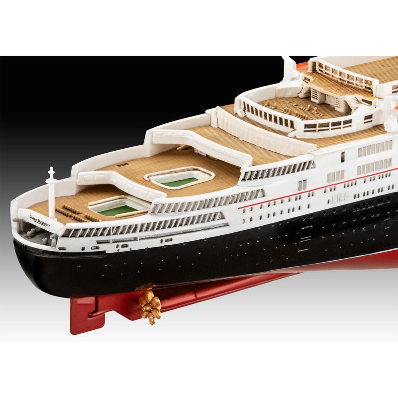 Revell Queen Elizabeth 2 Plastic Model Kit