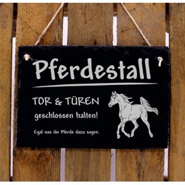 Horse Slate Sign Engraved - Horse Stable Gate & Doors Closed - Stable Sign Door Sign 22 x 16 cm | Dekolando