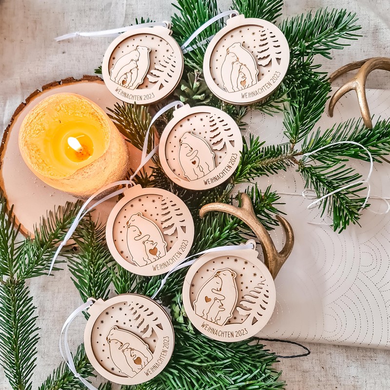 Christbaumkugel personalisiert - Weihnachtsgeschenk für Eltern: Weihnachtskugel mit Gravur Familie