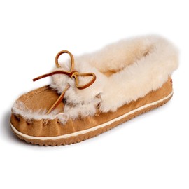Minnetonka Women's Ultimate Sheepskin Slipper, Tan, Size 6