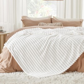 Bedsure California King Size White Fleece Blanket for Bed - GentleSoft Cozy Soft Blankets for Women, Cute Large Throws for Girls, Off White, 102x96 Inches