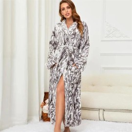 Local Stock Plush Oversize Winter Soft Warm Long Flannel Bathrobe with Hooded Women Thick Night Fleece Bath Robes DressingSize: XL, Color: rabbit grey