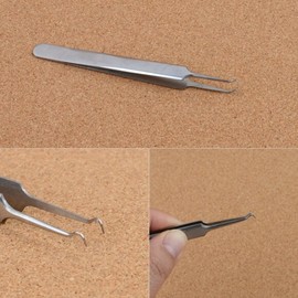 Stainless steel clamp-type blackhead removal extraction tweezers for pulling out sebum / 스텐 집게형 블랙헤드 제거 압출 피지뽑는핀셋
