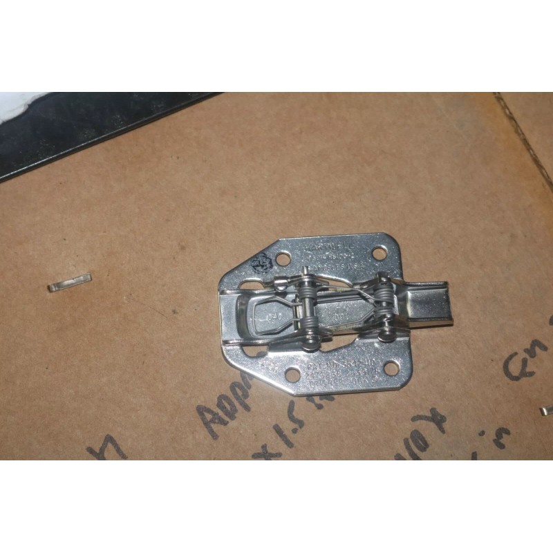 hartwell NOS Hartwell flush thumb trigger aviation latch H5100-040-091 USA