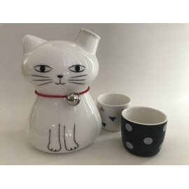 Kotobuki Bohemian White Cat Sake Set, White