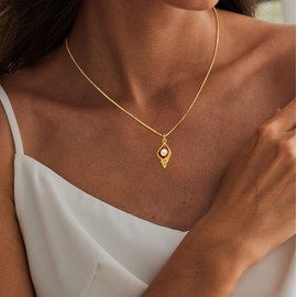 TITUTHIA Gold Charm Necklaces for Women Trendy, 14k Filled Conch Pendant Gold Necklace Dainty Cute Conch Pearl Necklace for Women Summer Necklace Beach Fashion Jewelry Gifts for Her