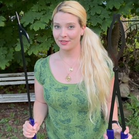 CKLT 28" Firewood Tongs Log Grabber for Thick Logs Outdoor Indoor Camfire Firepit Bonfire Fireplace Tongs Heavy Duty Wrought Rustproof Safely Moves Firewood