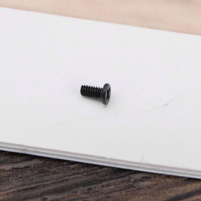 Create idea Pack of 4 Screen Screws for Digital Cameras