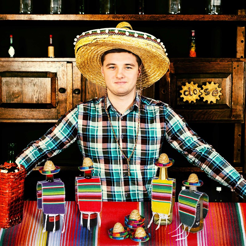 Moukeren 25 Pcs Mexican Decorations Includes 12 Mini Fiesta Sombrero