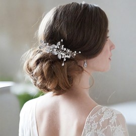 KEYRI 1 Pcs Bridal Hair Pins Jewelry Hair Accessories Fashion Classic Style Retro Elegant Ladies Pearl Rhinestone Headpiece Wedding Accessories for Wedding Bride Girls Women (Silver)