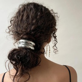 TUCEWP 2Pcs Metal Hair Ties Gold Silver Ponytail Hair Cuff Gothic Punk Elastic Hair Band Glossy Decorative Ponytail Holder for Think Thin Long Hair Ropes Bulk Fashion Hair Accessories for Women Girls