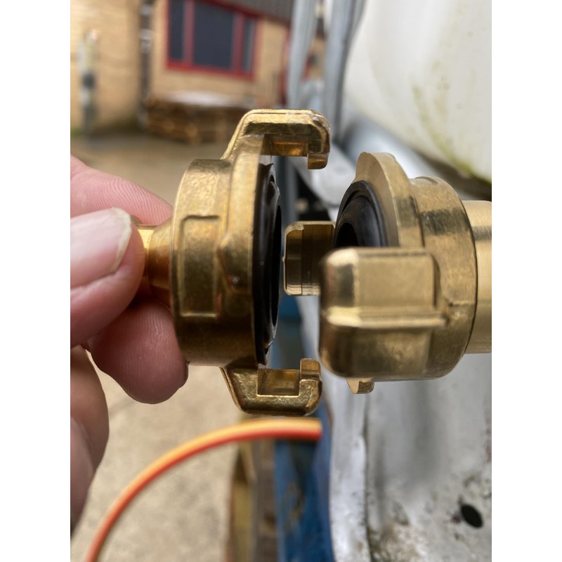 Professional Watering aid GEKA Type Brass Adaptor Claw Fitting to