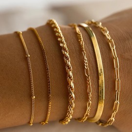 Yimofy Gold Bracelets for Women 6Pcs Layered Bracelets Set Dainty 14K Gold Plated Satellite Box Figaro Rope Herringbone Paperclip Wrist Chain Layering Bracelet Minimalist Jewelry Gifts for Women Girls