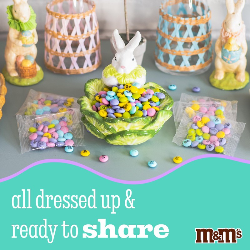 M&M’S WORLD Easter Chocolate Candies - 2lb Resealable Pack of