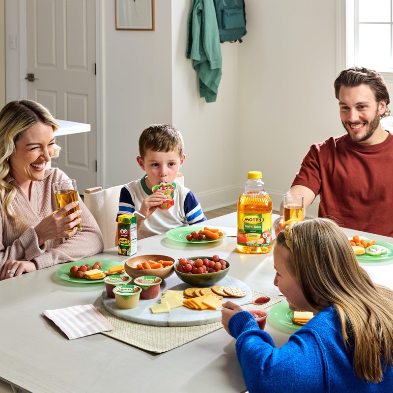 Mott's 100% Original Apple Juice, 6.75 Fl Oz Boxes, 32