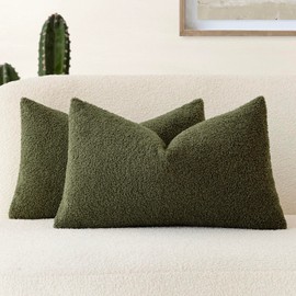 Foindtower Pack of 2, Curly Faux Fur Decorative Throw Pillow Covers Soft Plush Cushion Case with Zipper Cozy Boho Lumbar Pillowcase for Home Living Room Couch Bed Sofa 12 x 20 Inch, Moss Green