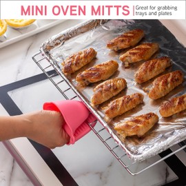 COOK WITH COLOR Silicone Oven Mitt Set- 6 PC. Set - Heat Resistant Gloves with Soft Quilted Lining Set of 2 Oven Mitt Pot Holders, 2 Silicone Trivets, 2 Fingertip Mitss for Cooking and BBQ (Pink)