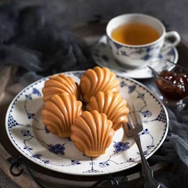 Madeleine Backformen Muschelform Kuchenform Bärentatzen Backform Antihaft Madeleine Backblech Form Französische Dessert Backform aus Karbonstahl 9 Mulden Für Muffins Brownies Brot Pudding Schokolade