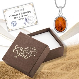 Exquisite Ladies Silver Necklace With Oval Amber Pendant Crafted In The EU
