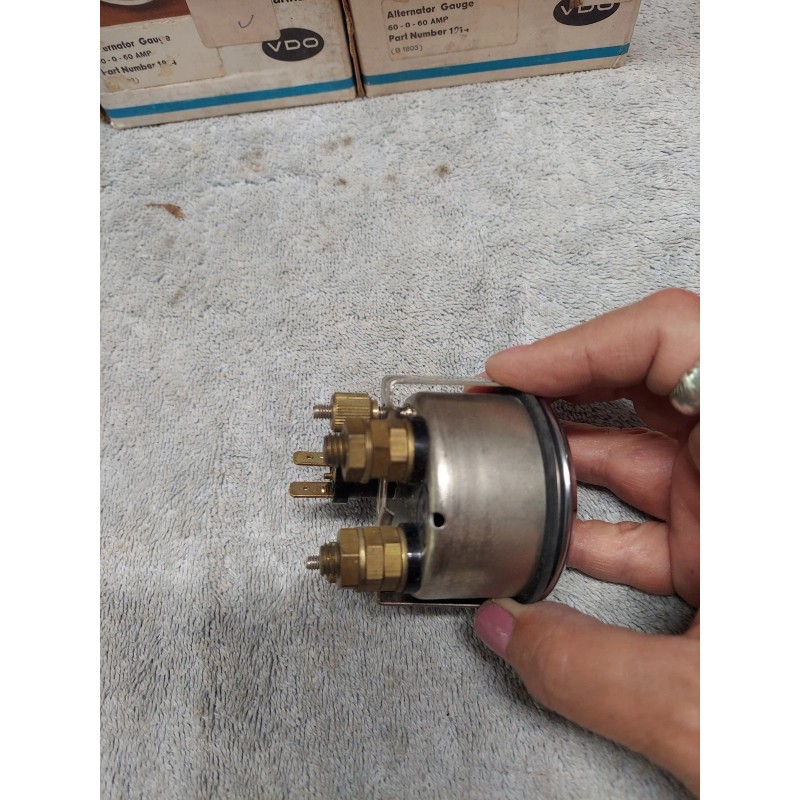 VDO #1914 Illum. Marine Alternator 60 - 0 - 60