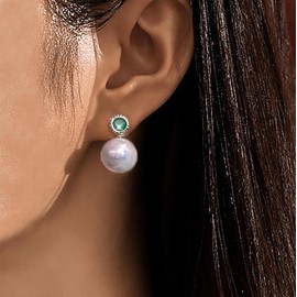 TseenYi Vintage Pearl Earrings Gold Pearl Emerald Stud Earrings Boho Pearl Drop Earrings Pearl Bridal Earrings Minimalist Emerald Green Earrings Jewellery for Women and Girls