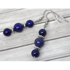 Chic and classic style Thurcolas dangling earrings in blue lapis lazuli and stainless steel