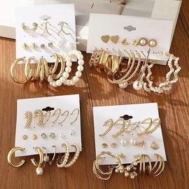Musedimall Multipack Golden Statement Earring Set Includes Pearl Earrings, Piercing Small Stud Earrings, Hoop Earrings, Acrylic Hypoallergenic Earrings for Gift or Daily Clothing Suitable, Zinc,