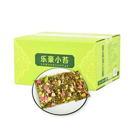 Premium Seaweed Crisps with Mixed Vegetables and Fruits: Topped with 8 types of vegetable and fruit pieces, featuring a crispy texture, over 55% vegetable and fruit content, baked using temperature-controlled technology, non-fried!