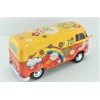 Maisto Volkswagen Type 2 Delivery Van Die-cast 1:24 Scale |