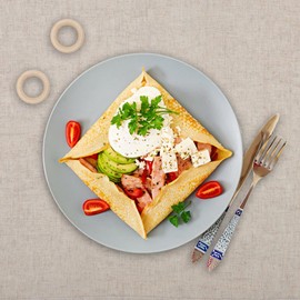 RANJIMA Fabric Napkins, Beige, Set of 4, Linen Napkins with Napkin Ring, 45 x 45 cm, Linen Napkins, Reusable for Kitchen, Wedding, Birthday, Christmas, Party, Celebrations, Table Decoration