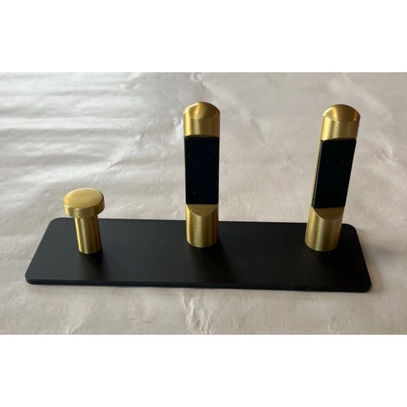 Uionsmix Hair Dryer Holder Wall Mounted Styling Tool Organizer Black