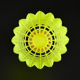 MANJHONG Shuttlecocks Nylon Badminton Balls for Beginners, Leisure, Training, Indoor and Outdoor Games, (Cork), Pack of 6, Yellow