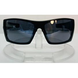 Oakley New Oakley Batwolf Sunglasses / USA Flag / Prizm Black Iridium Lens / 009101-59