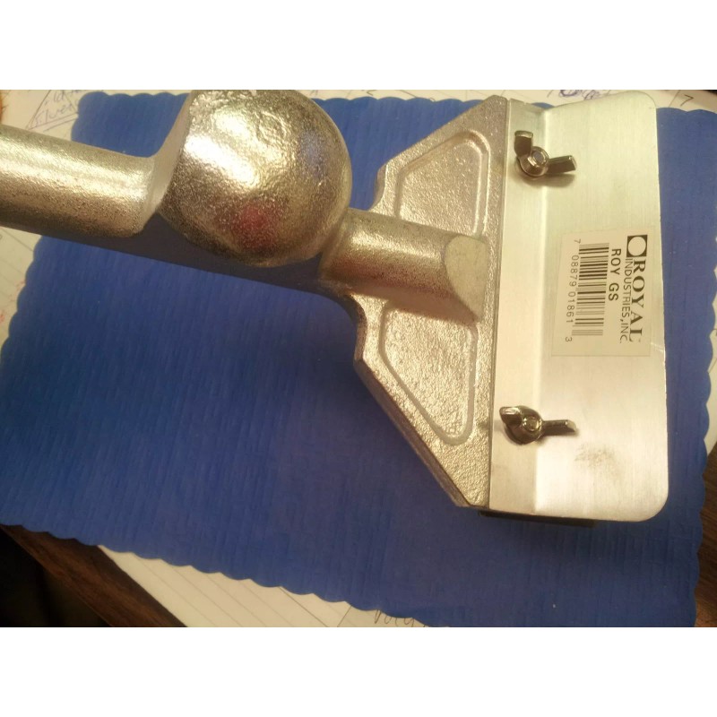 Royal Industries (ONE) SCRAPER HEAVY DUTY GRILL WITH HANDLE CAST