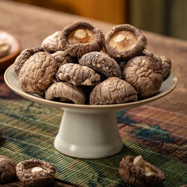 Premium Dried Shiitake Mushrooms – Whole, Thick & Fragrant, Non-GMO, Sun-Dried, Rich Umami Flavor for Soups, Stir-Fries & Broth,7oz