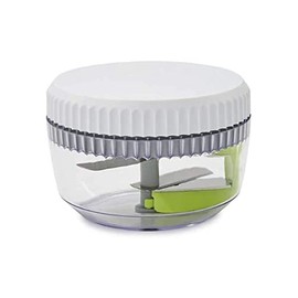 Betty Bossi Onion Chopper ist Nicht nur Zwiebelschneider, sondern echter Allrounder – als Zwiebelhacker, Gurkenschneider oder für sämtliche andere Zutaten