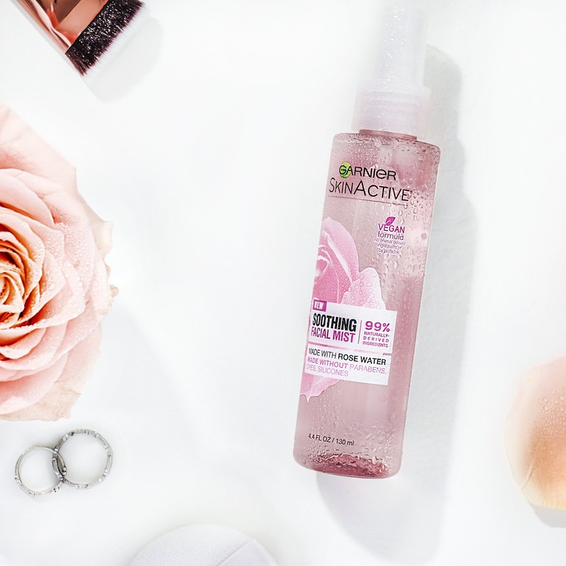 Garnier SkinActive Facial Mist Spray with Rose Water, 4.4 Fl