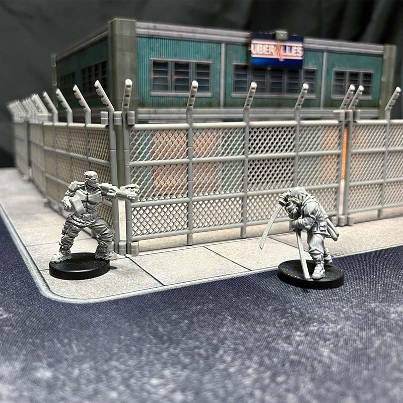 Monster Scenery: Chain Link Fences (Unpainted Tabletop Scenery Set)