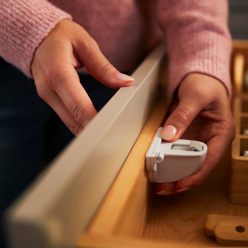 Safety 1st Secure-to-Explore Adhesive Magnetic Lock Keys, 2 Extra Keys,