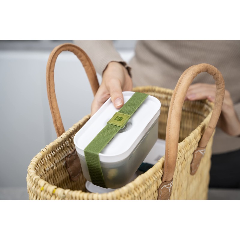 ZWILLING Fresh & Save Small Vacuum Lunch Box, Plastic, Semitransparent-La