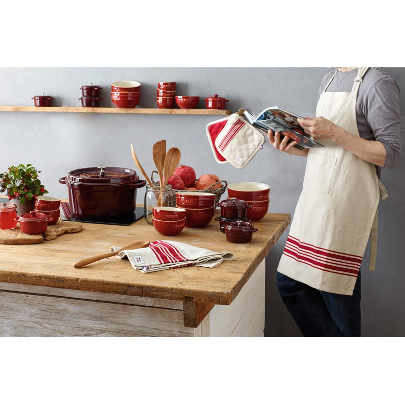 staub Apron 40501-351 Red String Cotton