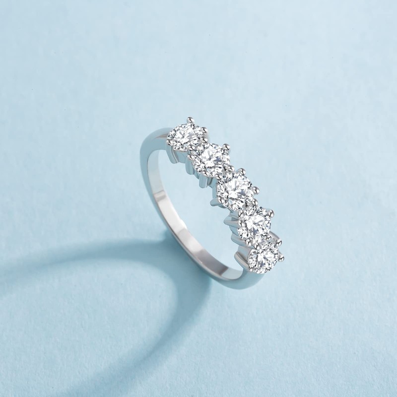 KRKC Moissanite Wedding Band for Women, Moissanite Five Stone Band