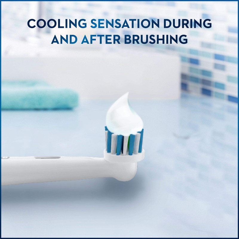 Crest Pro-Health Toothpaste Gum Detoxify Deep Clean, 110 mL