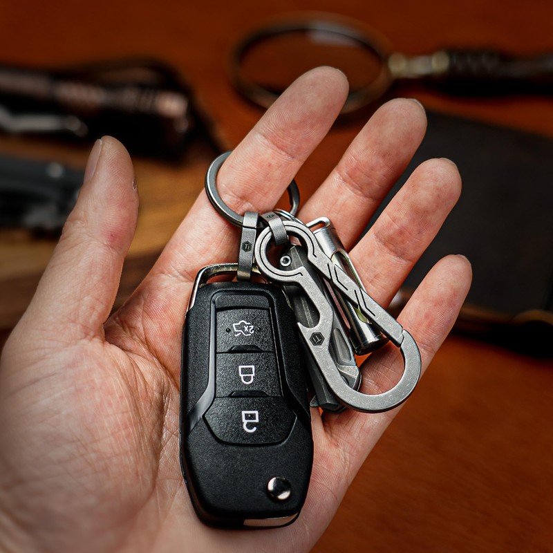 KeyUnity KM01 Titanium Bottle Opener Key Chain, Rustproof, Lightweight, Bottle