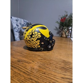 Michigan Mini Helmet with Visor