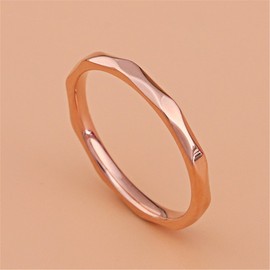 Fashion Month Womens 2mm Wave Prismatic Pattern Rose Gold Ring Engagement Wedding Lady Finger Thin Stainless Steel Band Size 7