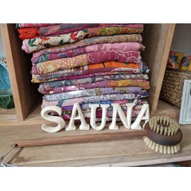 kadoh Wooden Letter U (8 cm) for Standing, Handmade Decorative Wooden Letters in Vintage Look, Shabby Chic (Cream-White Vintage)